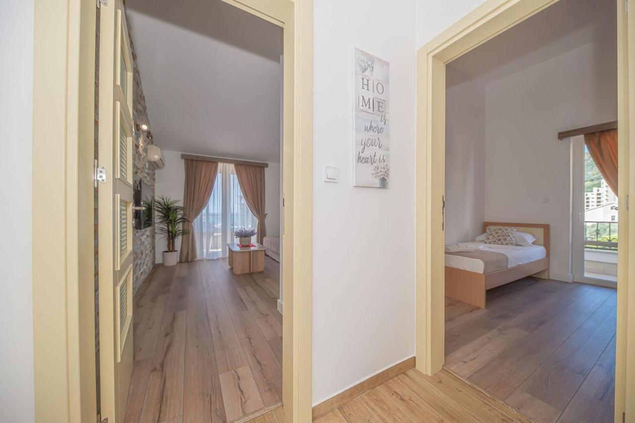 Guest House S-Lux Petrovac Zewnętrze zdjęcie