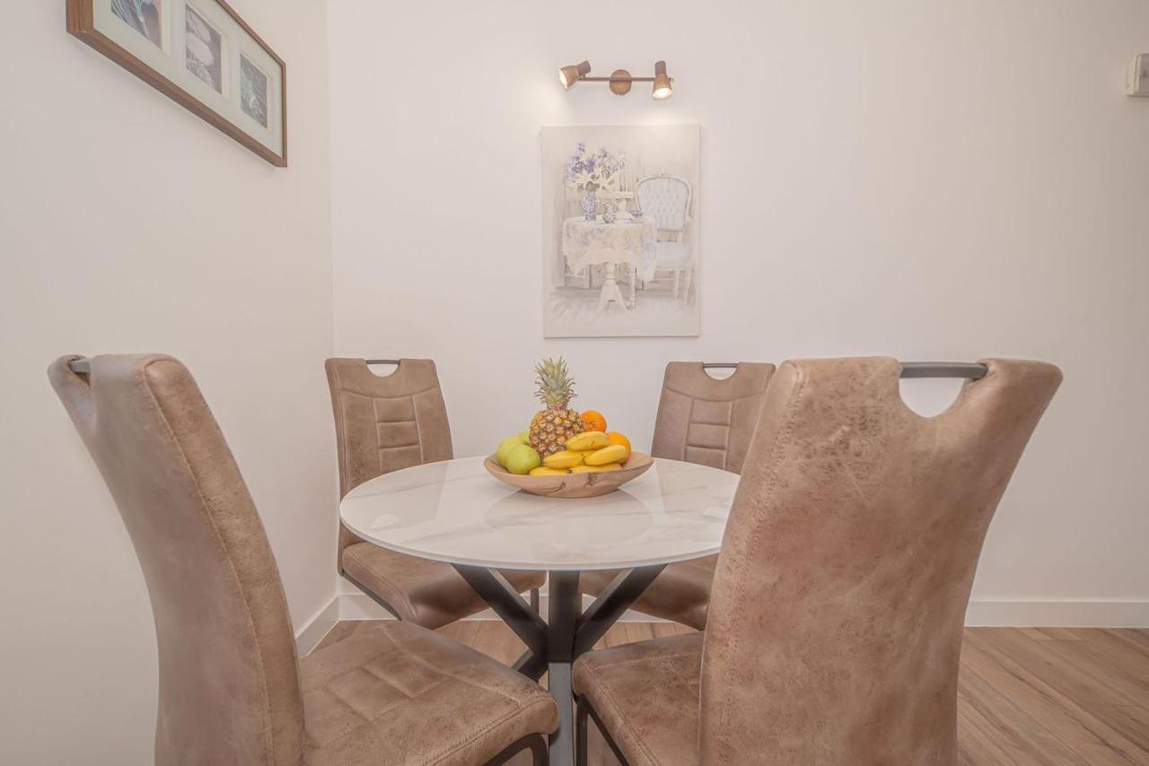 Guest House S-Lux Petrovac Zewnętrze zdjęcie