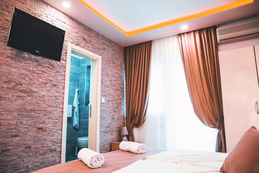 Guest House S-Lux Petrovac Zewnętrze zdjęcie